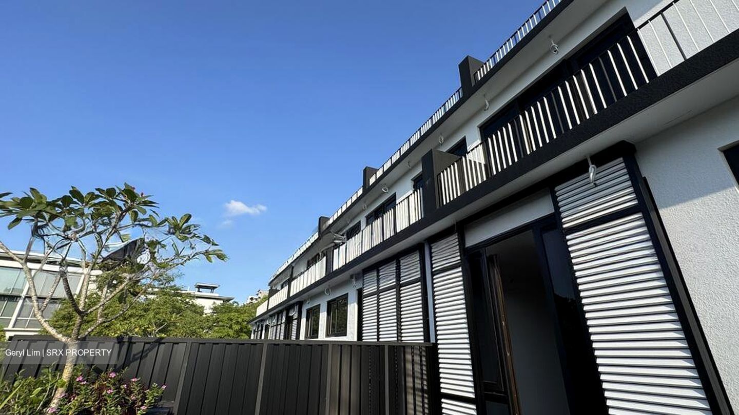 Jalan Loyang Besar (D17), Terrace #498352751